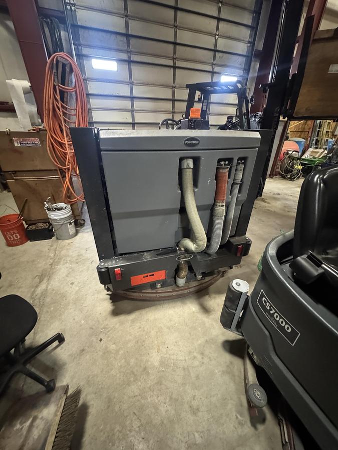 Used NAUTILUS POWER BOSS FLOOR SCRUBBER LP GAS POWERED KUBOTA WG1605L