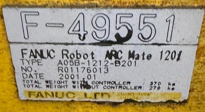 Used FANUC ARCMATE 120i 6 AXIS MIG WELDING ROBOT WITH LINCOLN WIRE FEEDER AND GUN