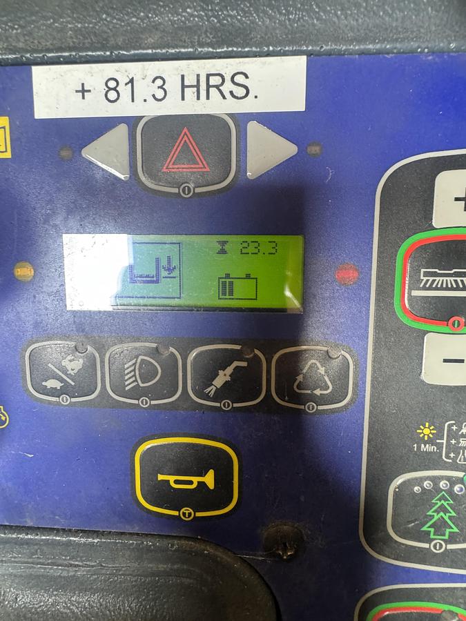 Used NAUTILUS HYBRID POWER BOSS CS7000 48D FLOOR SCRUBBER 2023