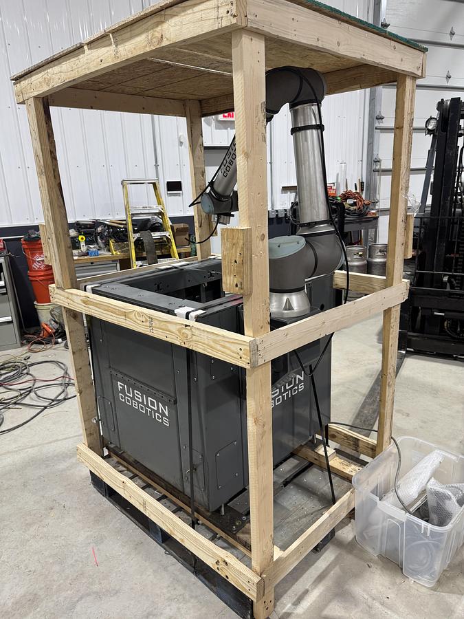 Used UNIVERSAL ROBOTICS MODEL UR10e 6 AXIS COBOT NEW 2019