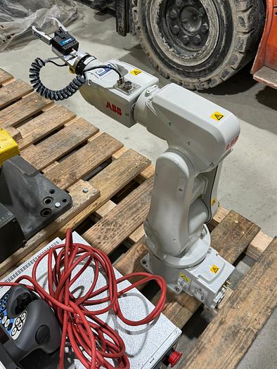 Used 2015 ABB IRB 120 WITH IRC5 CONTROLLER, PENDANT, CABLES, ONLY 25 HOURS