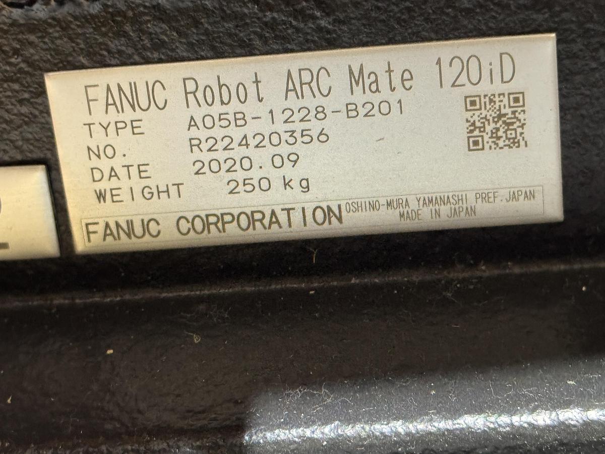 FANUC ARCMATE 120iD WITH R-30iB PLUS WITH 2 AUX AXIS DRIVES AND MOTORS