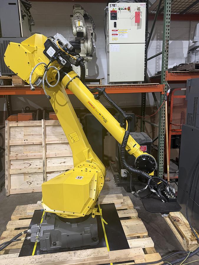 Used Used Fanuc M-710iC/45M 6 Axis Industrial Robot With R-30iB Plus Controller