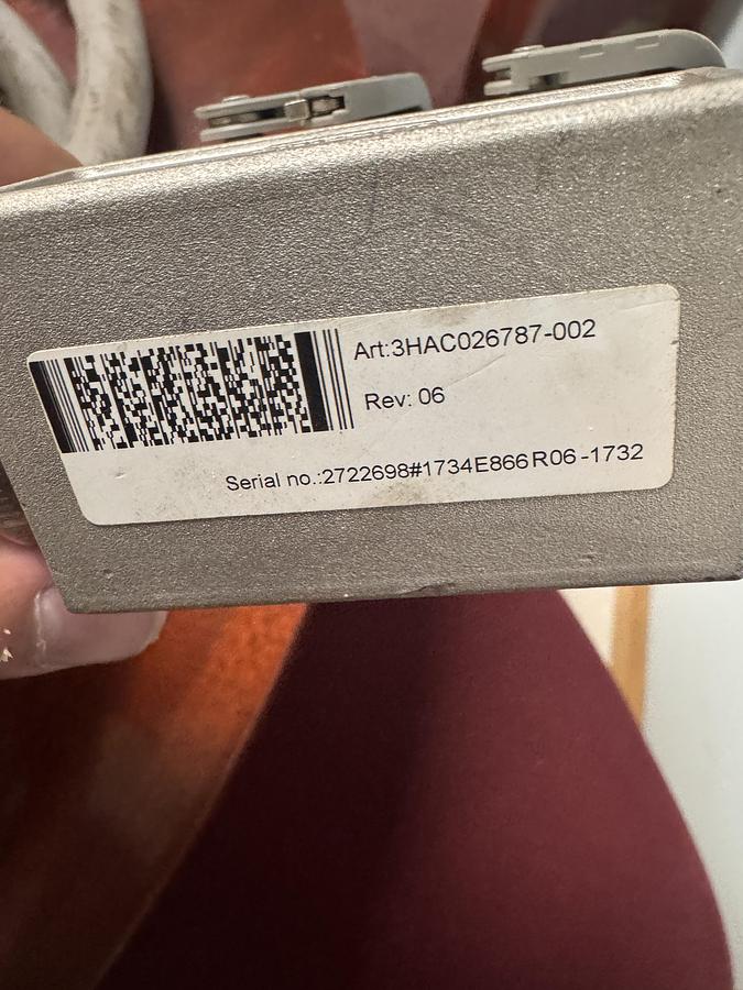 Used ABB 3HAC026787-002 ROBOT CONTROL CABLE