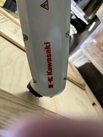 Used KAWASAKI RS007L ROBOTS NEW NEVER USED WITH F CONTROLLERS, TEACH PENDANTS, AND CABLES