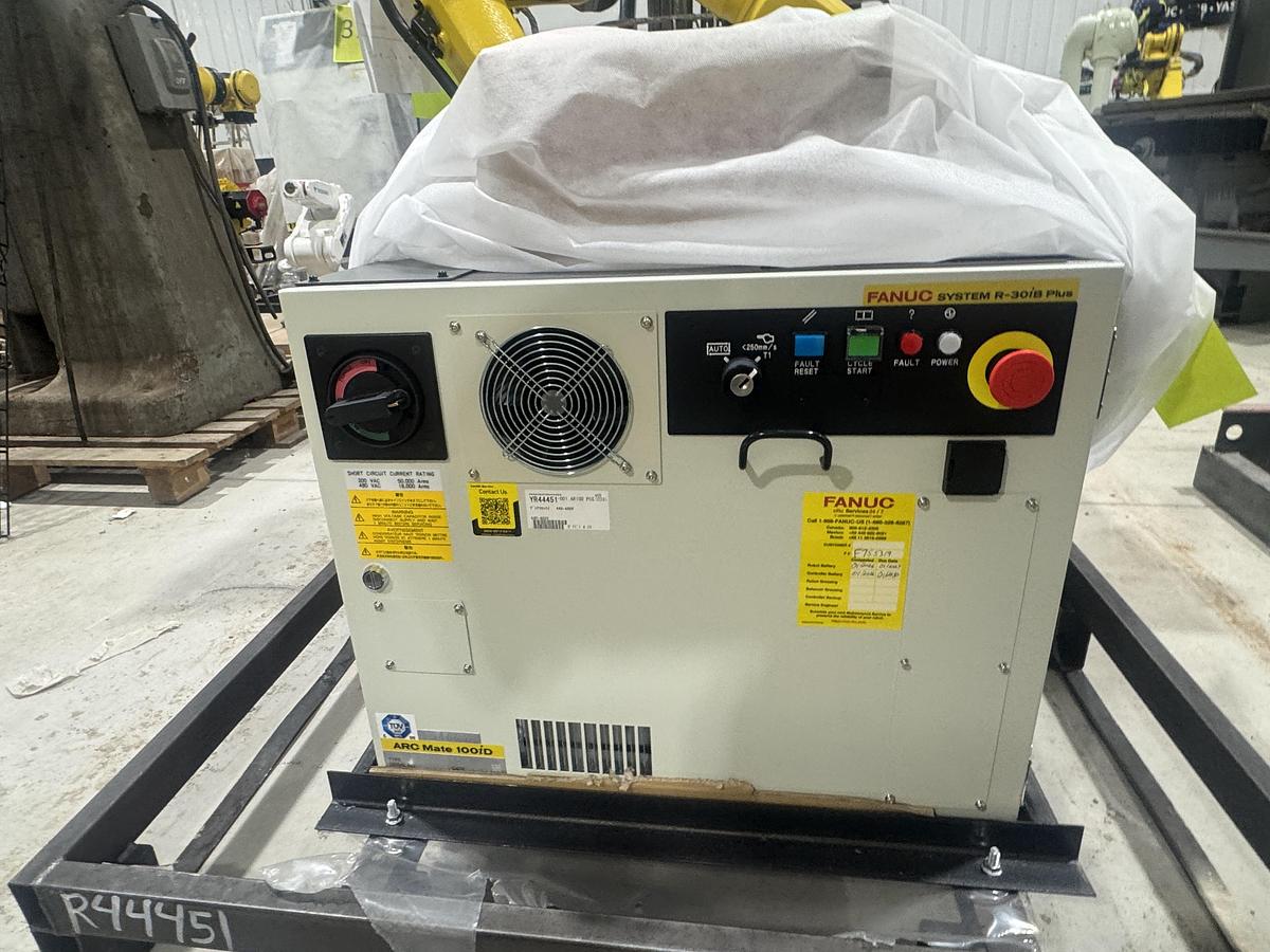 NEVER USED FANUC ARCMATE 100iD/10L, R-30iB PLUS CONTROLLER, PENDANT, AND CABLES