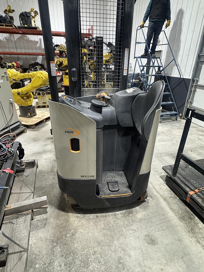 Used CROWN MODEL RR5725-35 NARROW ISLE FORKLIFT STAND UP ELECTRIC