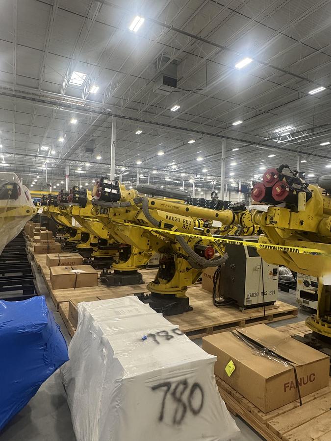 Used FANUC M-900iA/400L 6 AXIS ROBOT WITH R-30iA CONTROL FOR SALE