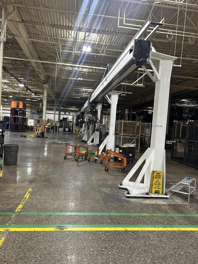 Used FANUC GANTRY ROBOT CELL 90' TRAVEL WITH 2 FANUC R-2000iB/220U ROBOTS INSTALLED 2022