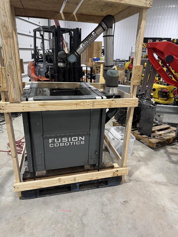 Used UNIVERSAL ROBOTICS MODEL UR10e 6 AXIS COBOT NEW 2019