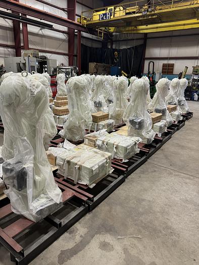 Used KAWASAKI RS020N 6 AXIS ROBOTS NEW NEVER USED WITH E01 CONTROLS & CUBIC S, MULTIPLE UNITS