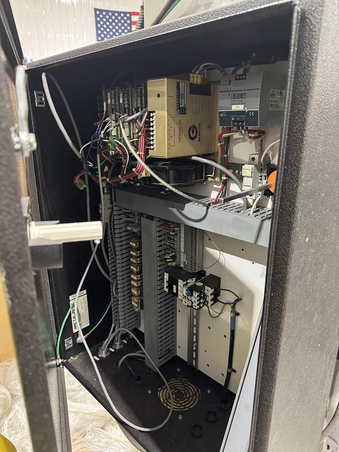 Used ACER BED-1054 PROGRAMMABLE VERTICAL MILL, 2013, TWO OWNER MACHINE