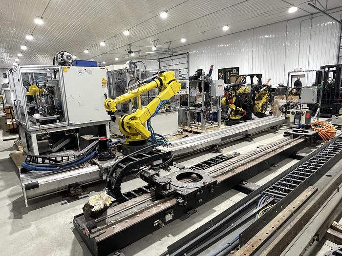 Used 2019 FANUC RTU-1000 ROBOT TRANSFER UNIT WITH 20' TRAVEL SET UP TO RUN WITH R-30iB CONTROLLER