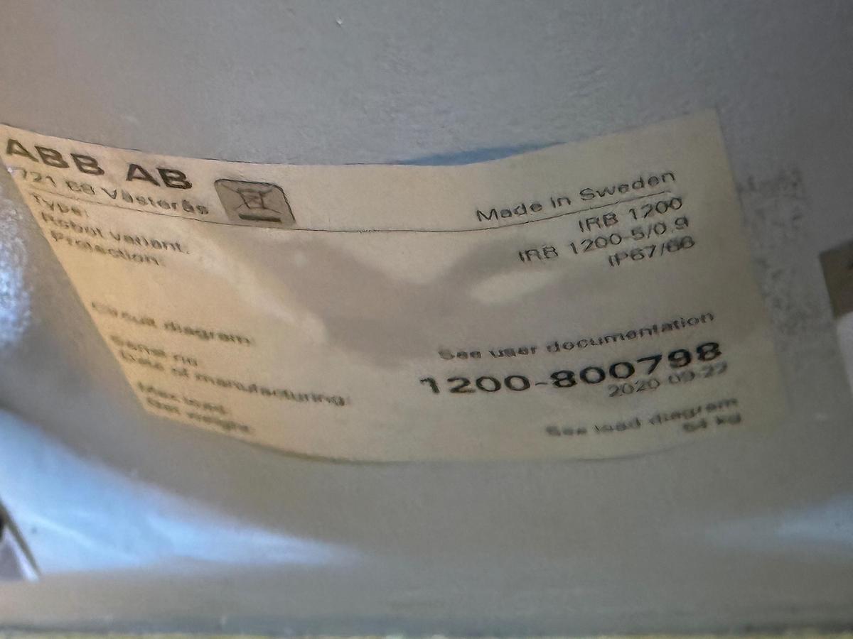 Used ABB IRB 1200-5/0.9 SIX AXIS ROBOT WITH IRC5 CONTROLLER LIKE NEW 0 HOURS