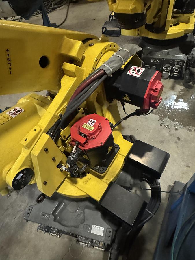 Used USED FANUC R-2000iC/210F 6 AXIS ROBOT R-30iB PLUS FOR SALE