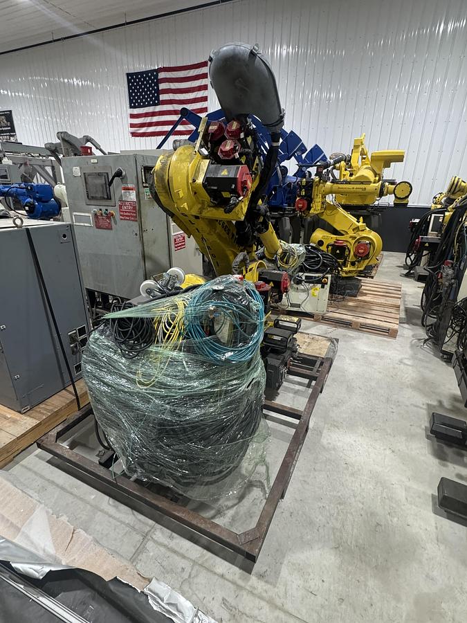 Used FANUC R-2000iB/125L ROBOT STAND MOUNTED ON 61' FANUC GEN VI RTU WITH R-30iB CONTROLLER