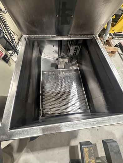 Used GRAYMILLS ULTRA SONIC PARTS WASHER