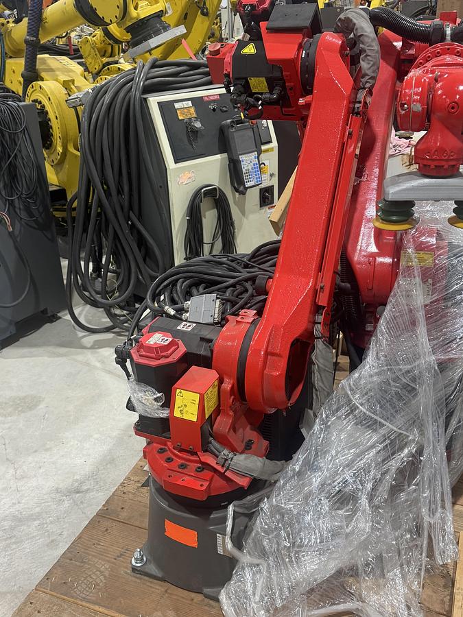 Used FANUC M-20iA/35M HIGH INERTIA 6 AXIS ROBOT R-30iB  35 KG X REACH 1,813 MM