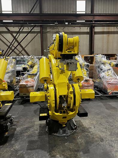 Used FANUC M-900iB/700 6 AXIS ROBOT WITH R-30iB CONTROL FOR SALE