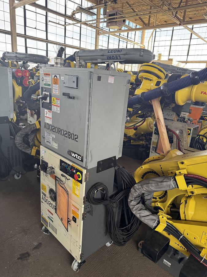 Used FANUC R2000iB/210F