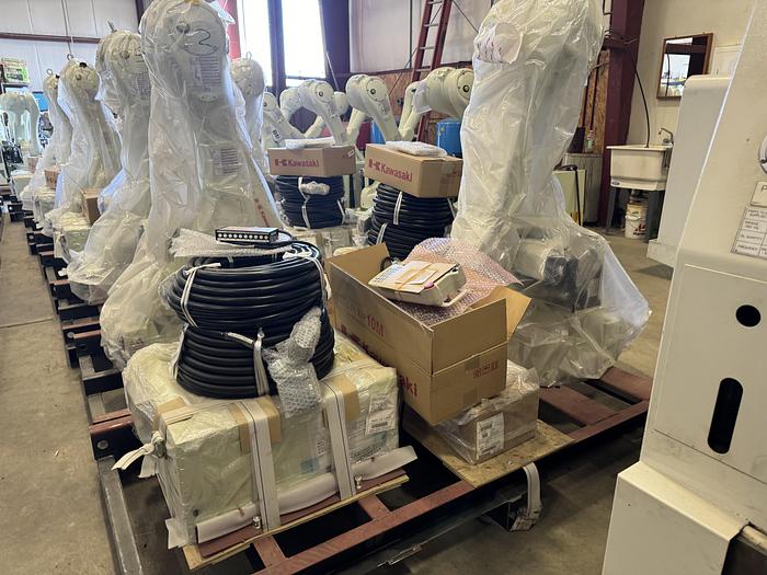 Used KAWASAKI RS020N 6 AXIS ROBOTS NEW NEVER USED WITH E01 CONTROLS & CUBIC S, MULTIPLE UNITS