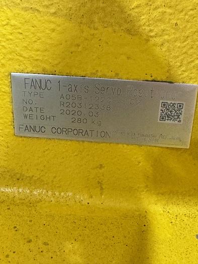 Used FANUC ARC MATE 120iD/12L, DUAL ARM, NEVER USED, R30iB PLUS, LINCOLN R450 WELDING POWER SUPPLY, TILT TURN POSITIONER