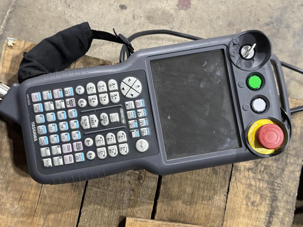 Used YASKAWA MOTOMAN GP25 6 AXIS ROBOT WITH YRC1000 CONTROL