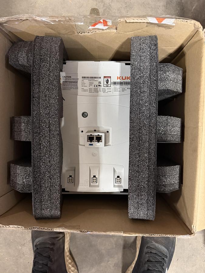 Used Kuka Servo Drive Art No. 00198263 KPP 600-20-2X40 Type: EMCBP2D3444BE531