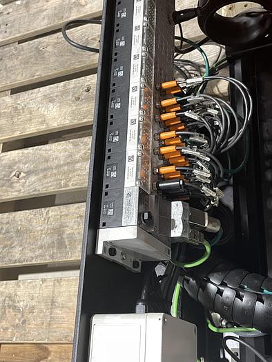 Used 2018 KUKA KR 150 R3700 ULTRA WITH KR C4 CONTROLLER