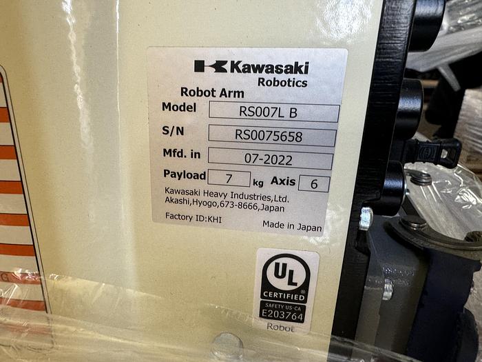 Used KAWASAKI RS007L ROBOTS NEW NEVER USED WITH F CONTROLLERS, TEACH PENDANTS, AND CABLES
