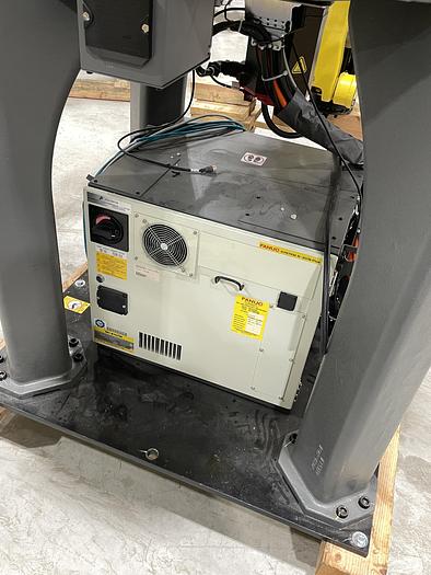 Used FANUC M-410iB/700 4 AXES PALLETIZING ROBOT DATA SHEET WITH FANUC R-30iB PLUS CONTROL