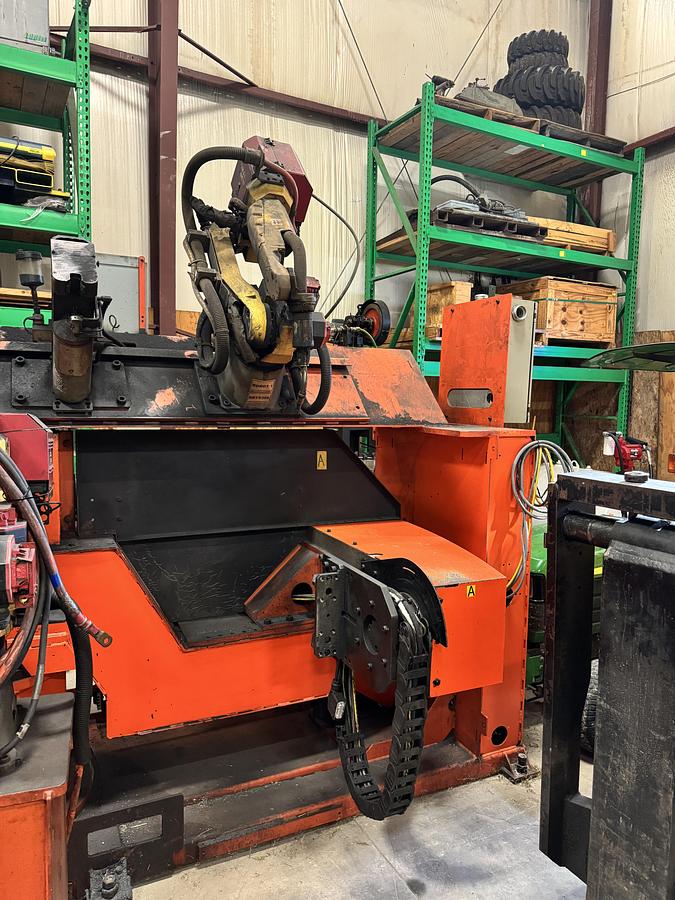 Used GENESIS SYSTEM 3X DUAL TRUNION MIG WELDING CELL WITH 2 ARC MATE 100iC R-30iB ROBOTS