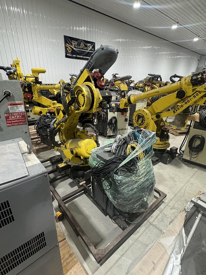 Used FANUC R-2000iB/125L ROBOT STAND MOUNTED ON 61' FANUC GEN VI RTU WITH R-30iB CONTROLLER