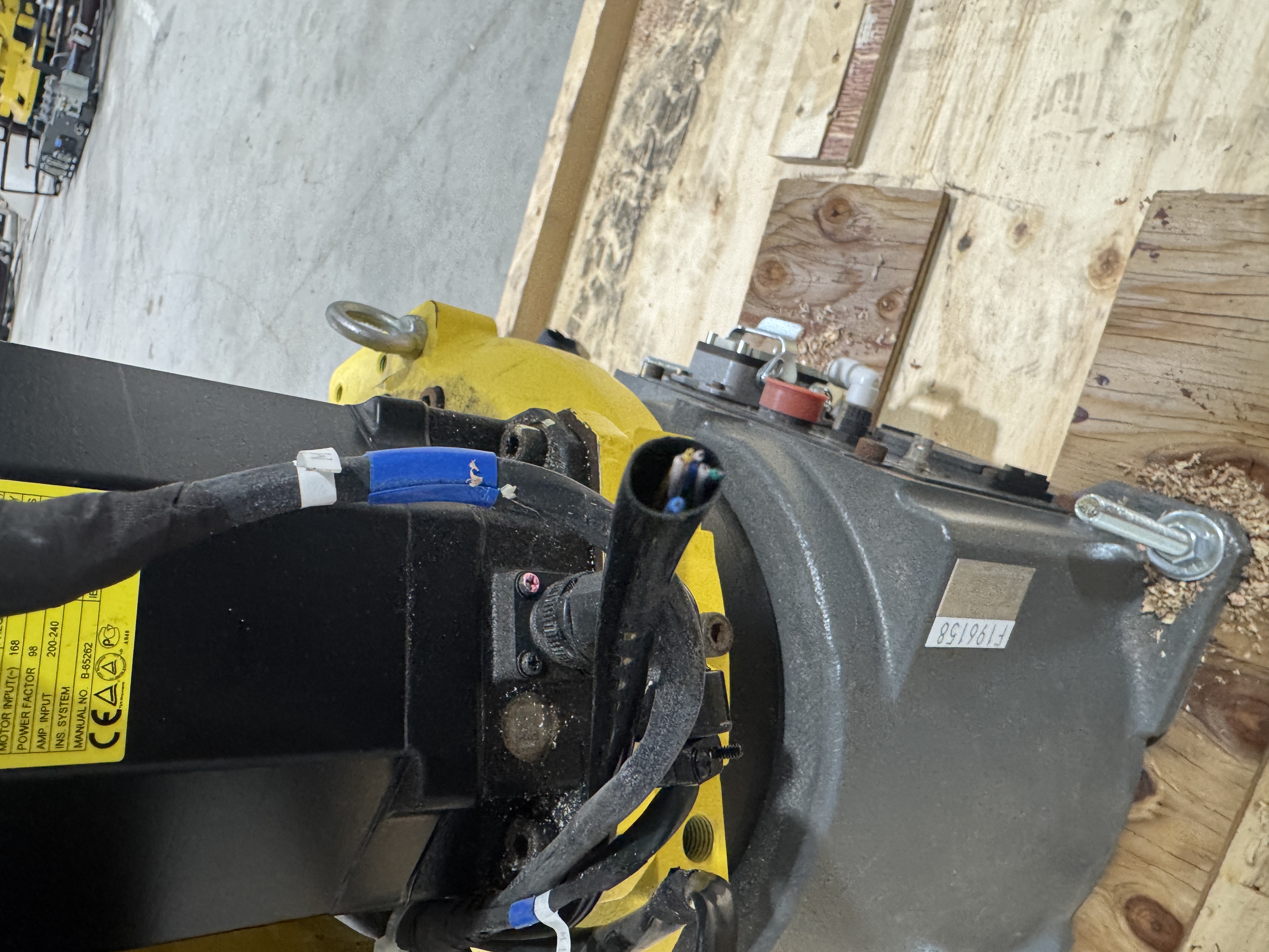 Used Fanuc M-20iA 6 Axis Robot Mechanical Arm Only No Controller, Cables or Teach Pendant