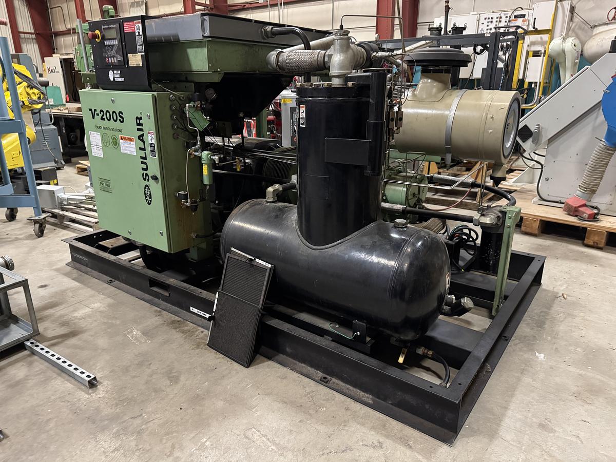 Used SULLAIR V-200S AIR COMPRESSOR 125 PSI 888 CFM CAPACITY