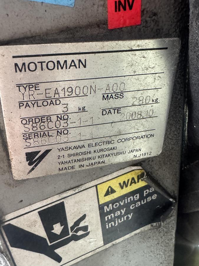 Used MOTOMAN EA1900N MIG WELDING CELL WITH TRUNNION AND 7TH AXIS RTU FOR SALE