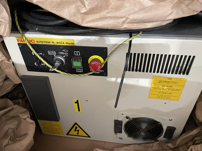 Used FANUC LR MATE 200iC WITH R30iA CONTROLLER, TEACH PENDANT, CABLES