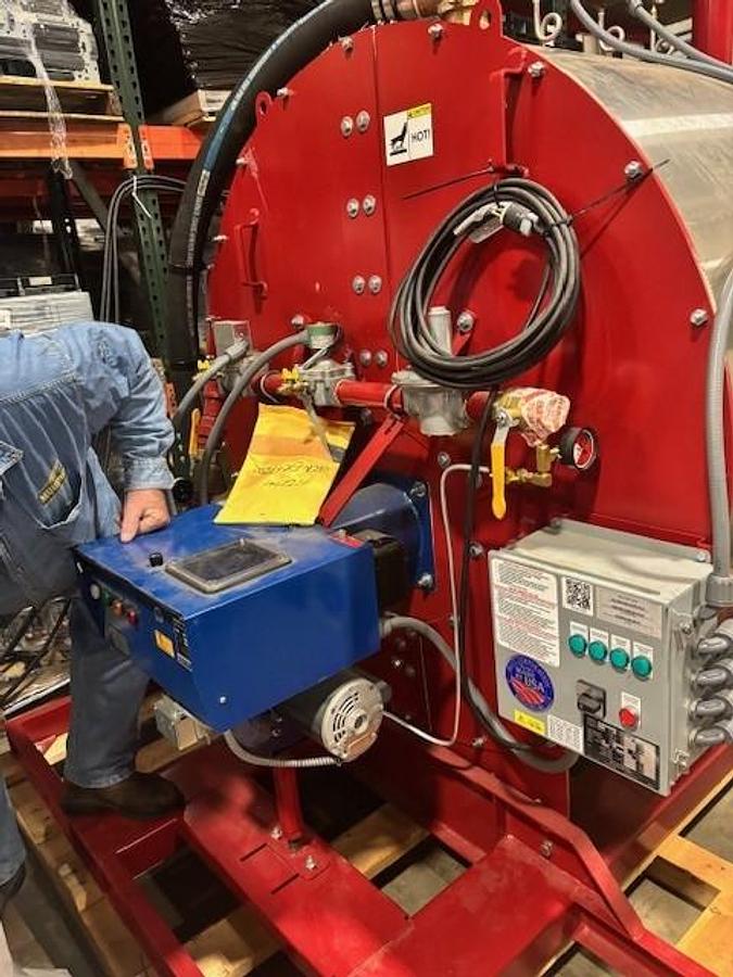 Used SIOUX SF50G STEAM FLO GENERATOR, NEVER USED, STEAM OUT PUT 1,725 LBS PER HOUR