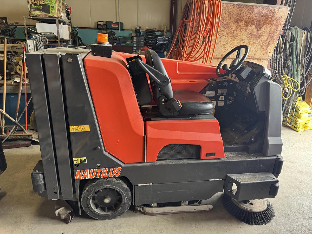Used NAUTILUS POWER BOSS FLOOR SCRUBBER LP GAS POWERED KUBOTA WG1605L