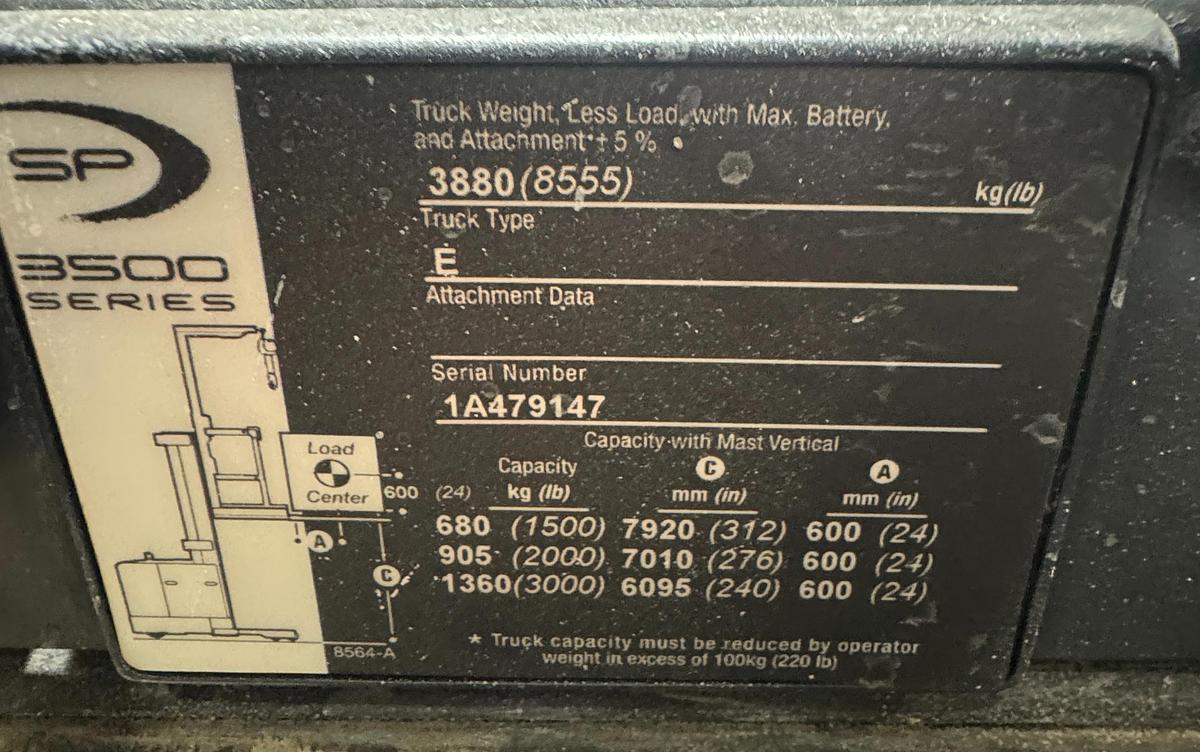 Used CROWN MODEL SP35020-30 ORDER PICKER NARROW ISLE ELECTRIC FORK LIFT