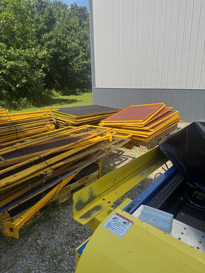 Used Assorted Fencing