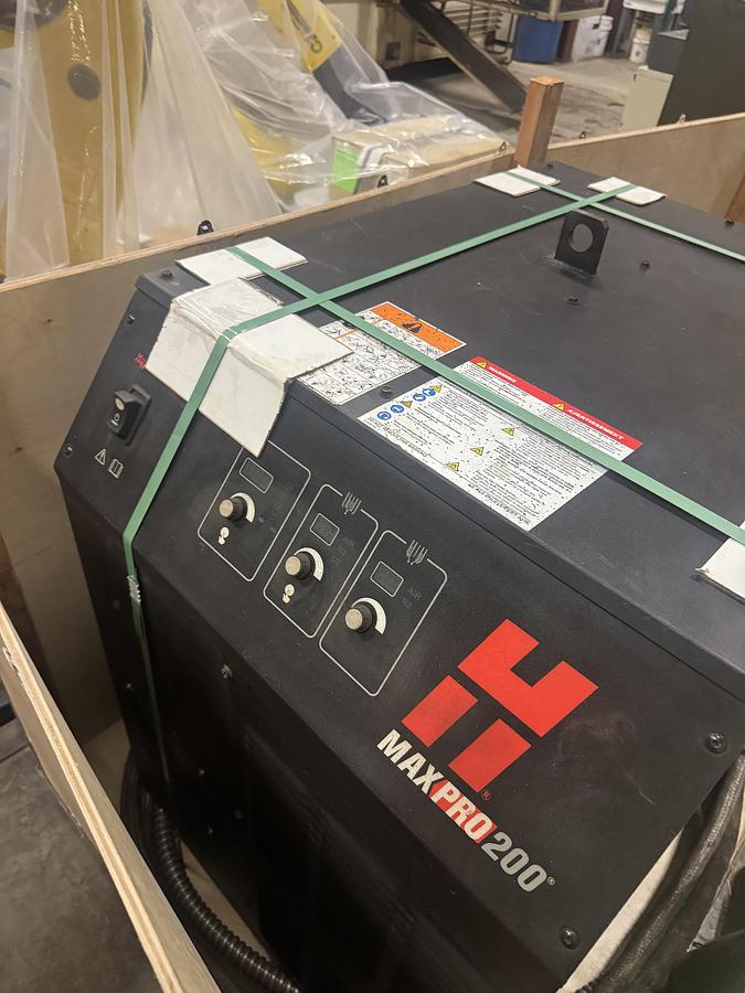 Used FANUC ARCMATE 120iC ROBOT WITH HYPERTHERM PLASMA CUTTER, R30iA CONTROLLER, PENDANT, AND CABLES