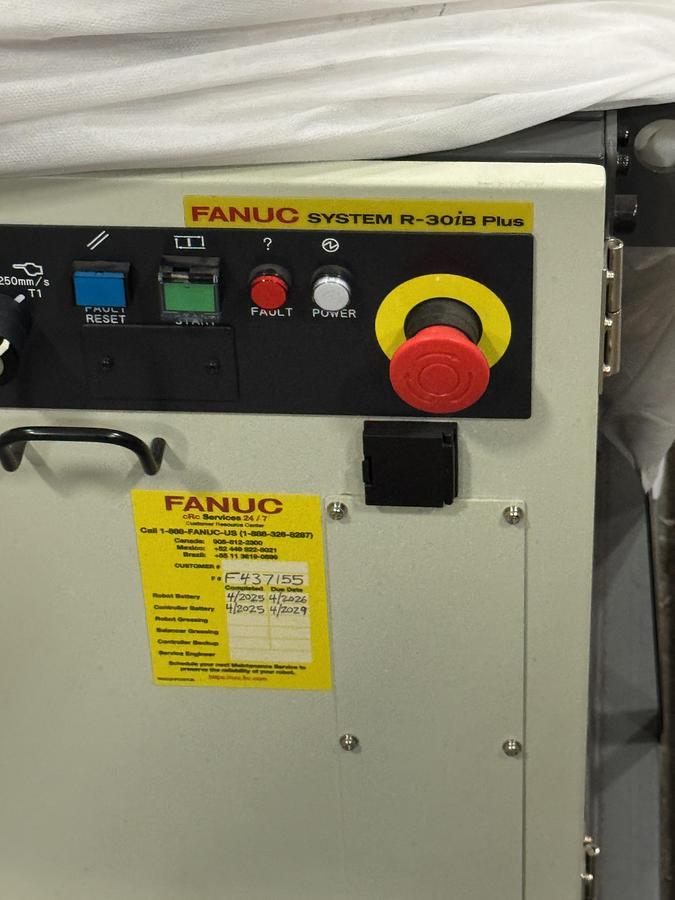 FANUC ARCMATE 120iD 6 AXIS ROBOT WITH R-30iB PLUS CONTROLLER, NEVER IN PRODUCTION, LIKE NEW