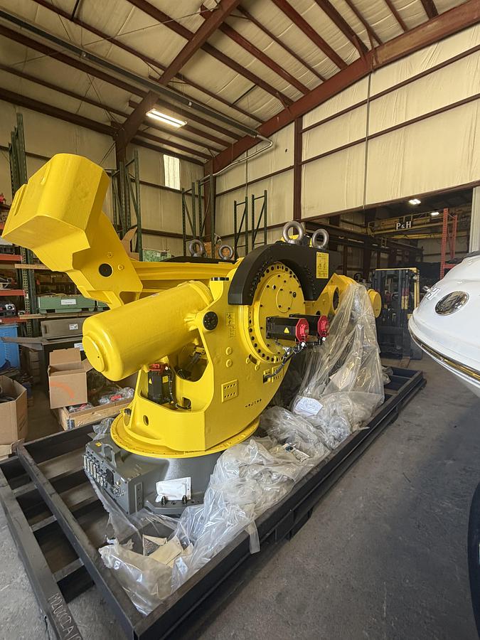 Used FANUC M-2000iA/2300 ROBOT NEW NEVER USED WITH R-30iB PLUS CONTROLLER