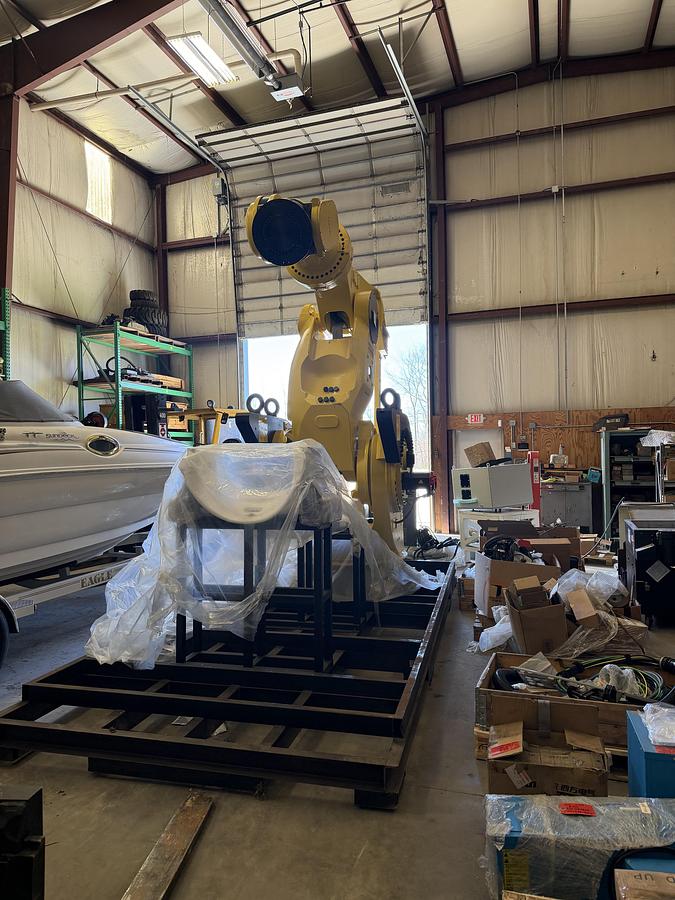 Used FANUC M-2000iA/2300 ROBOT NEW NEVER USED WITH R-30iB PLUS CONTROLLER