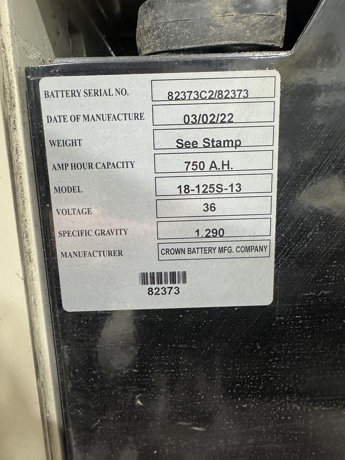 Used CROWN MODEL RR5725-35 NARROW ISLE FORKLIFT STAND UP ELECTRIC