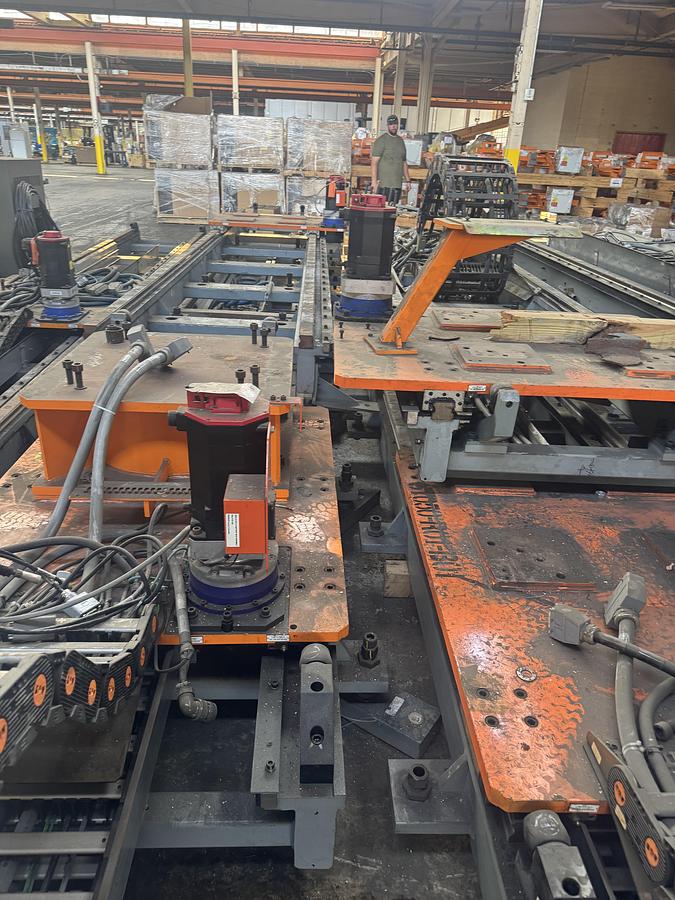 Used FANUC R2000 CAPACITY GEN VI 28' OVERALL LENGTH RTU WITH FLEX CABLES