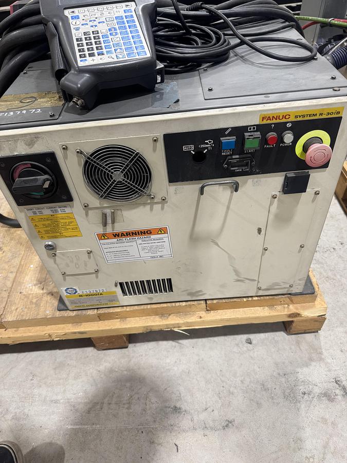Used FANUC R-1000iA/100F 6 AXIS ROBOT WITH R-30iB PAYLOAD 100KG X REACH 2230 MM