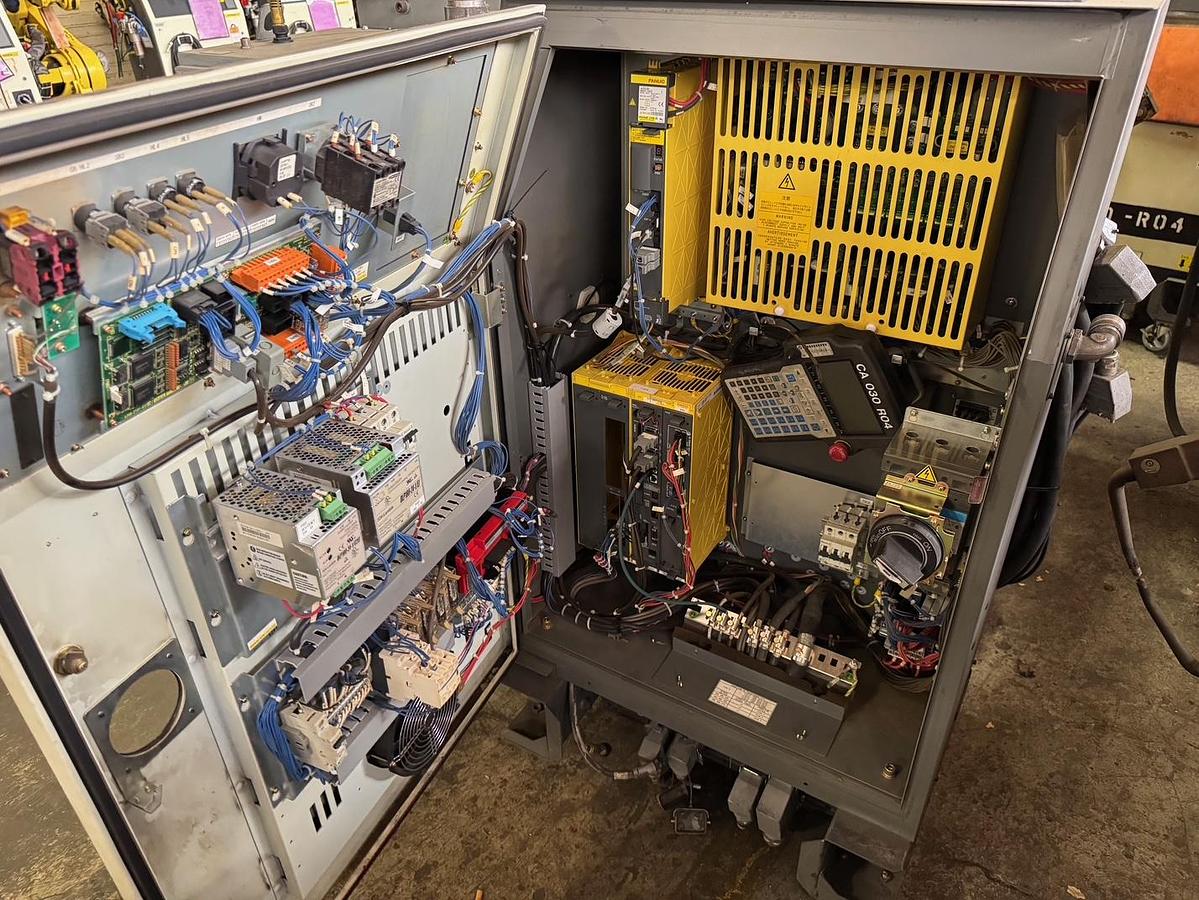 Used SPECIAL PRICING!  FANUC R-2000iB/210F 6 AXES ROBOTS WITH R-30iA CONTROLLERS FOR SALE.  MULTIPLE UNITS