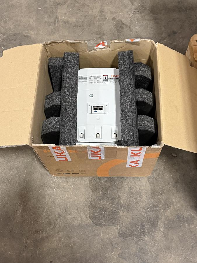 Used Kuka Servo Drive Art No. 00198263 KPP 600-20-2X40 Type: EMCBP2D3444BE531